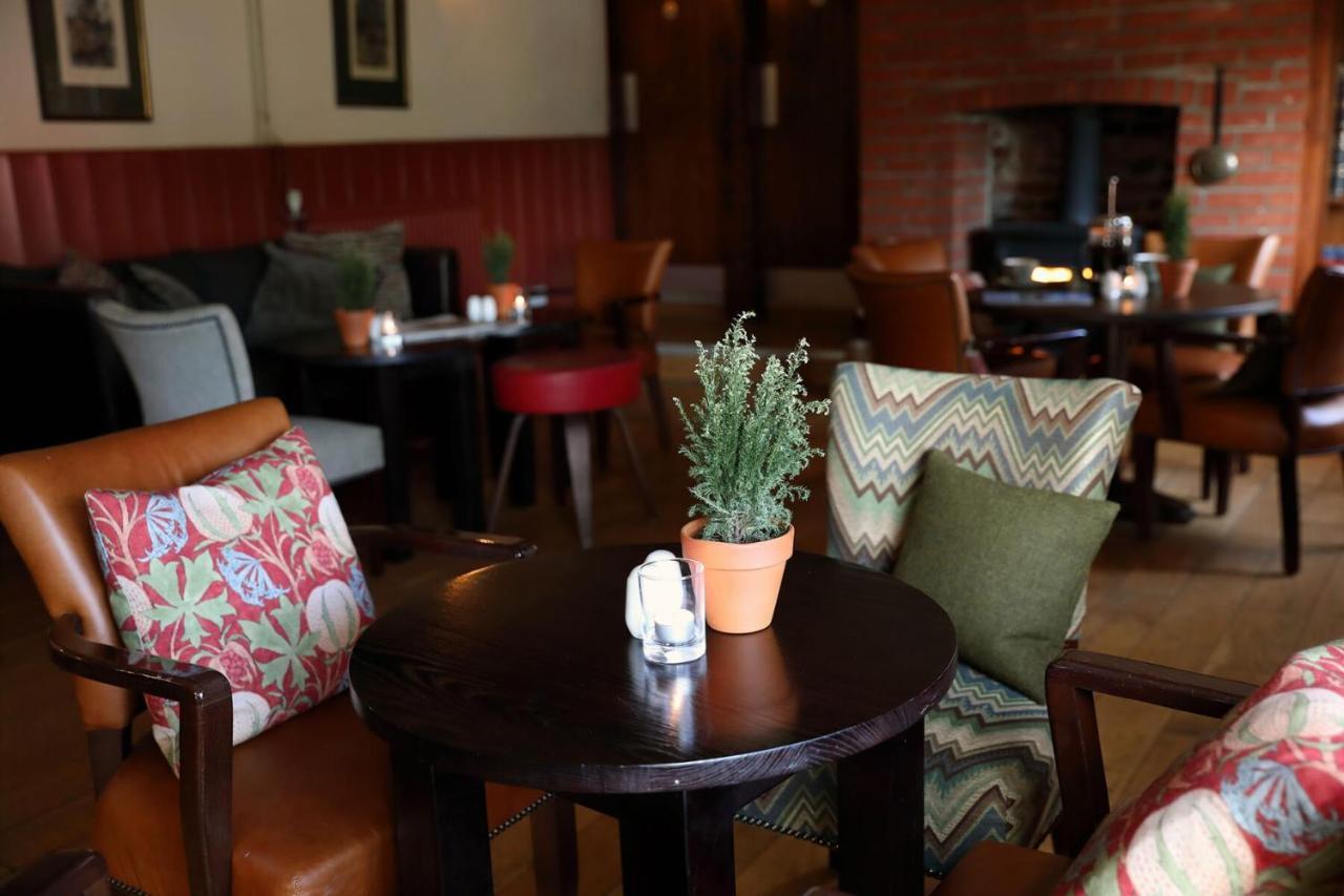Hotel The Rising Sun Coltishall Esterno foto